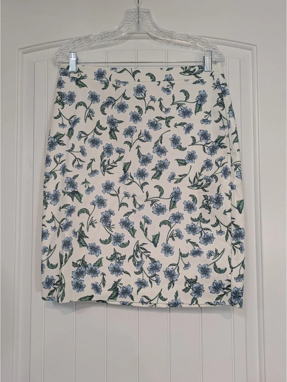 J.Crew Floral Pencil Skirt Size 8 NWT Blue White Chalk Whisper